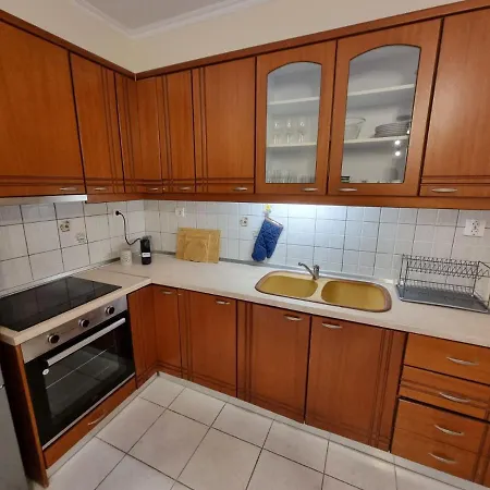 Aapartment, *